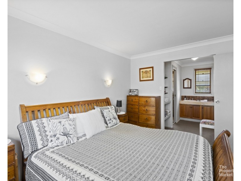 52 Northumberland Way, Tumbi Umbi NSW 2261
