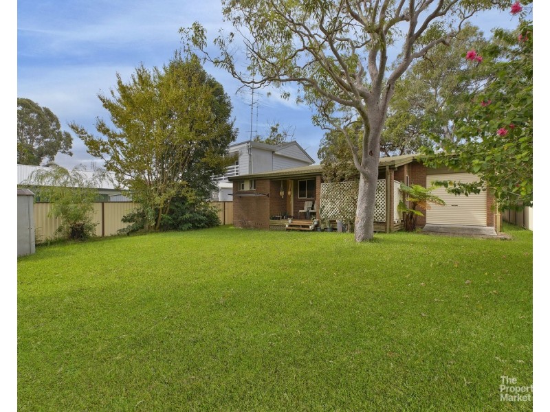 4 Muraban Road, Summerland Point NSW 2259