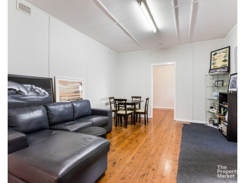 33 Bass Avenue, Killarney Vale NSW 2261