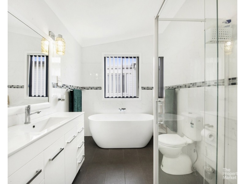 20 Anzac Road, Long Jetty NSW 2261