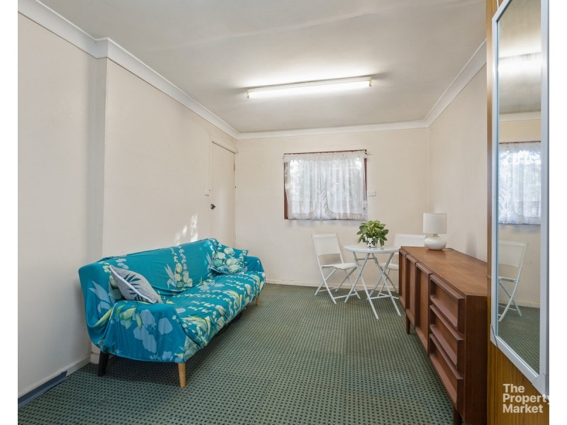 19 Montrose Street, Mannering Park NSW 2259