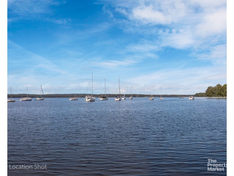 19 Montrose Street, Mannering Park NSW 2259