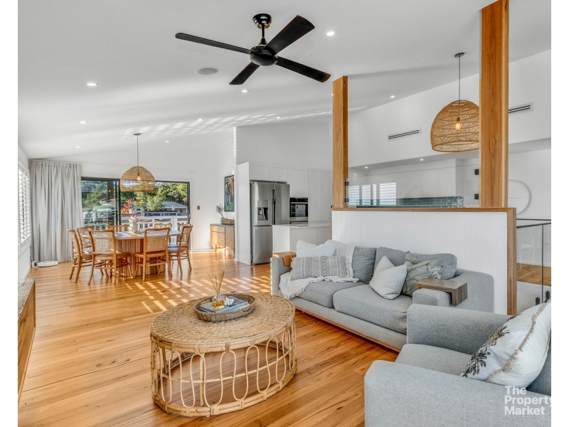 18 Halcyon Street, Mannering Park NSW 2259