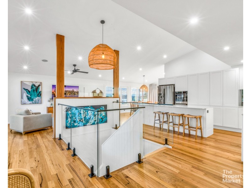 18 Halcyon Street, Mannering Park NSW 2259