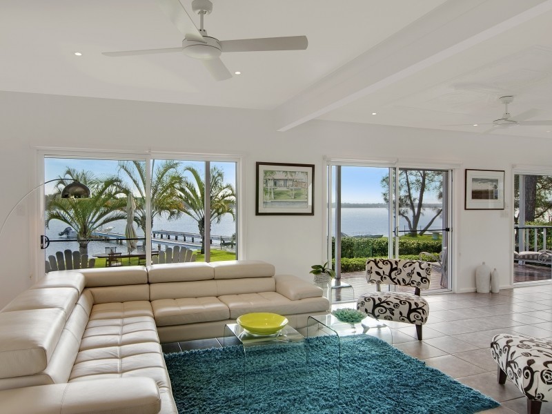 58 Gordon Avenue, Summerland Point NSW 2259