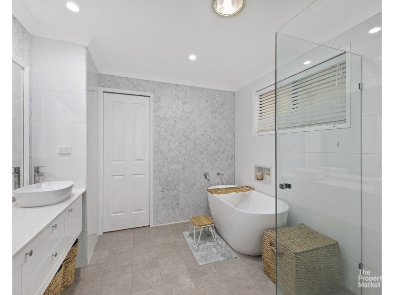 41 Daley Avenue, Daleys Point NSW 2257