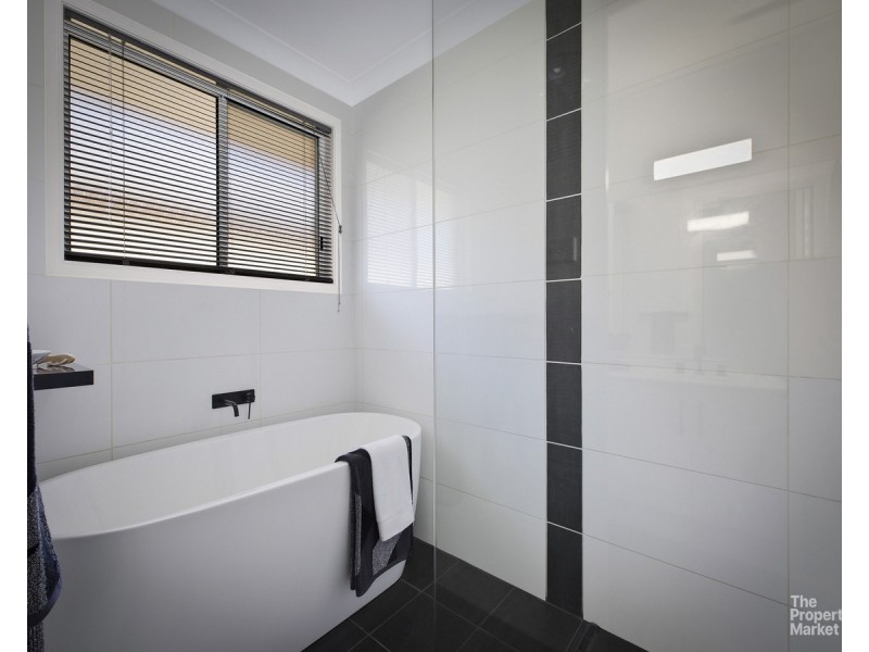 10 Monica Grove, Mardi NSW 2259