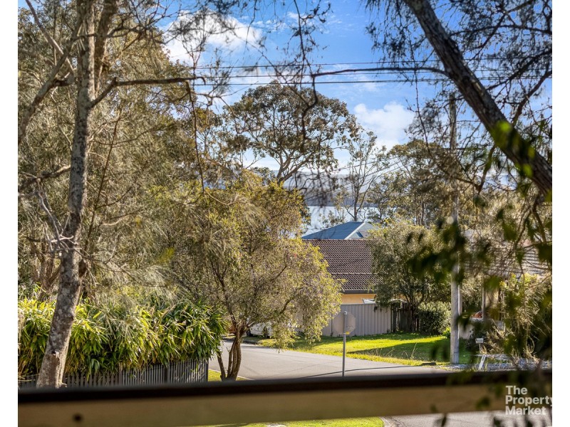 6 Indra Avenue, Summerland Point NSW 2259