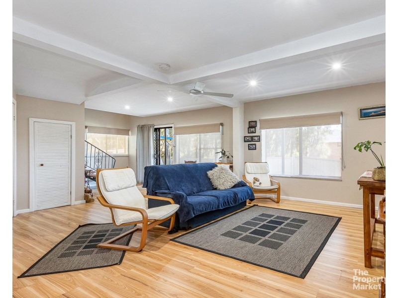 6 Indra Avenue, Summerland Point NSW 2259