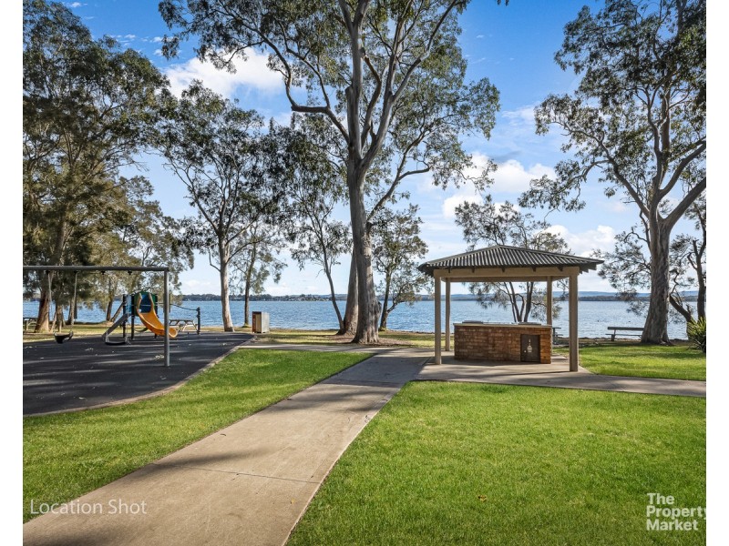 6 Indra Avenue, Summerland Point NSW 2259