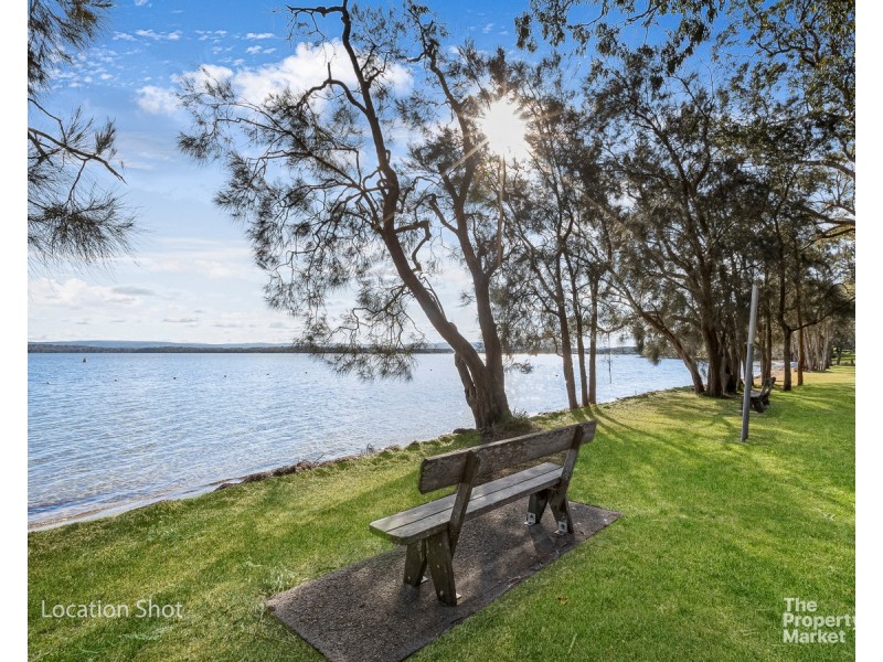 6 Indra Avenue, Summerland Point NSW 2259