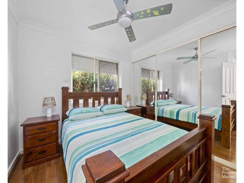 1a Shannon Parade, Berkeley Vale NSW 2261
