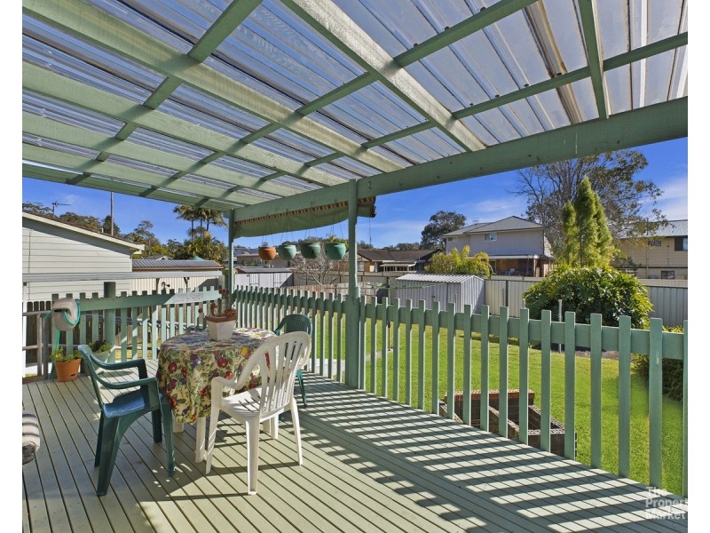 3 Kingsford Smith Drive, Berkeley Vale NSW 2261