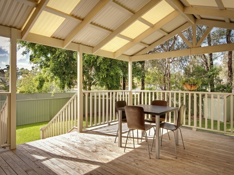 4 Kingsford Smith Drive, Berkeley Vale NSW 2261