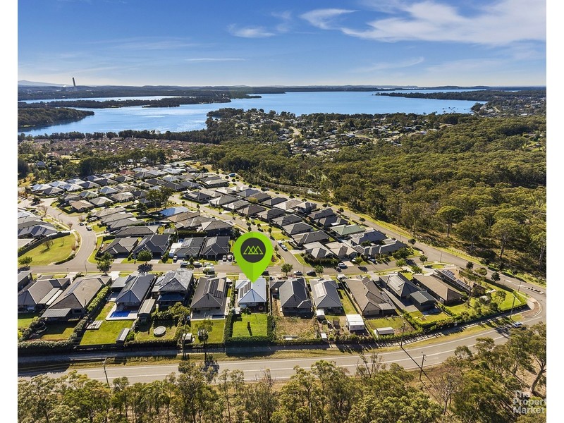 15 Stan Crescent, Bonnells Bay NSW 2264