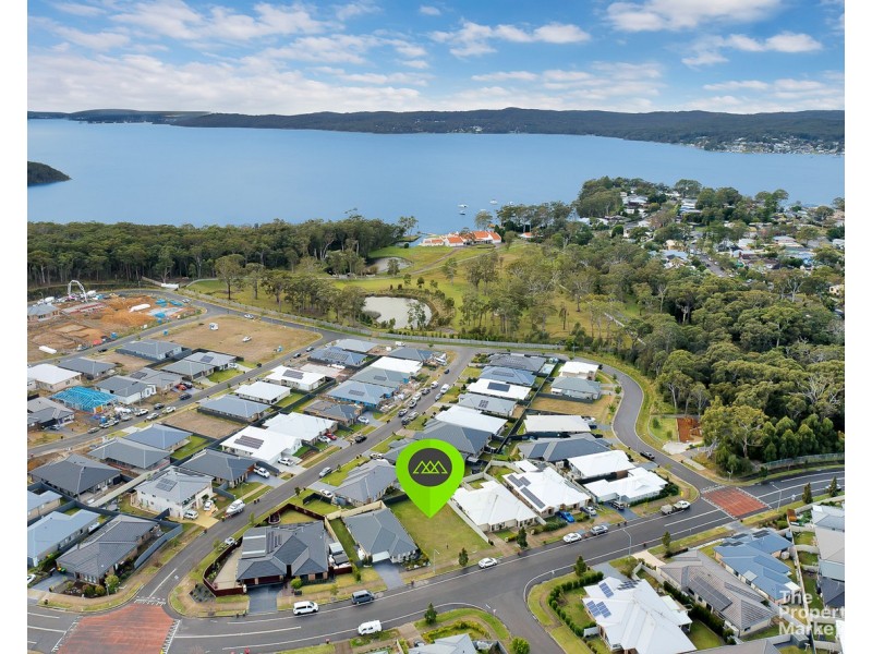 35 Fairwater Drive, Gwandalan NSW 2259