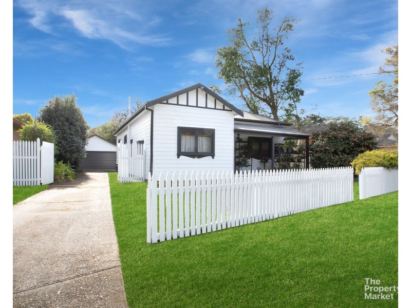 42 Warner Avenue, Wyong NSW 2259