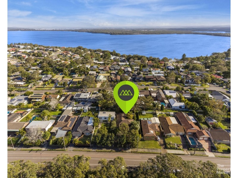 126 Elizabeth Bay Drive, Lake Munmorah NSW 2259