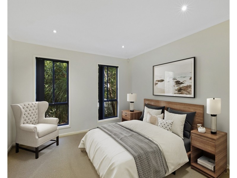 126 Elizabeth Bay Drive, Lake Munmorah NSW 2259