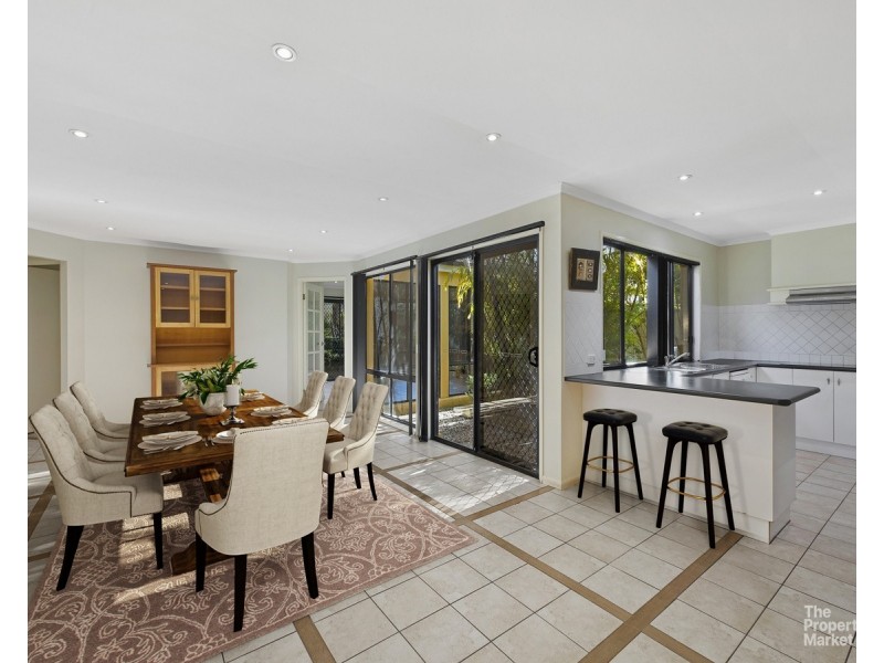 126 Elizabeth Bay Drive, Lake Munmorah NSW 2259