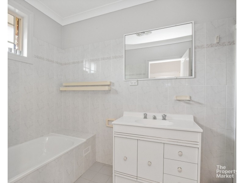 15 Yearnin Street, Gwandalan NSW 2259