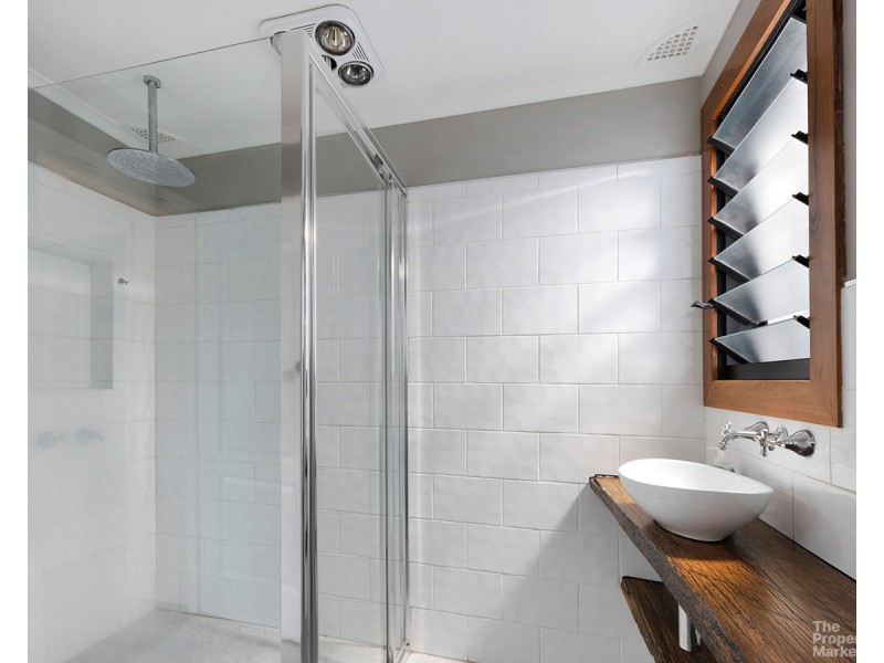 547 The Entrance Road, Bateau Bay NSW 2261