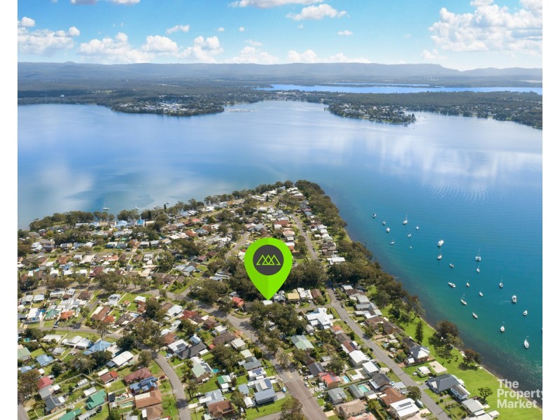 4 Cudgee Avenue, Summerland Point NSW 2259