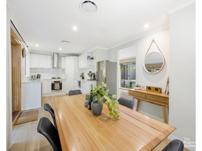 13 Honeysuckle Close, Glenning Valley NSW 2261