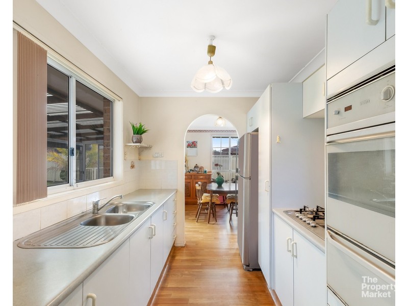 9 Betty Anne Place, Mardi NSW 2259