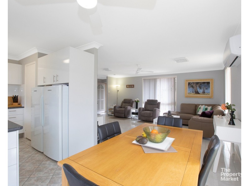 71 Campbell Parade, Mannering Park NSW 2259