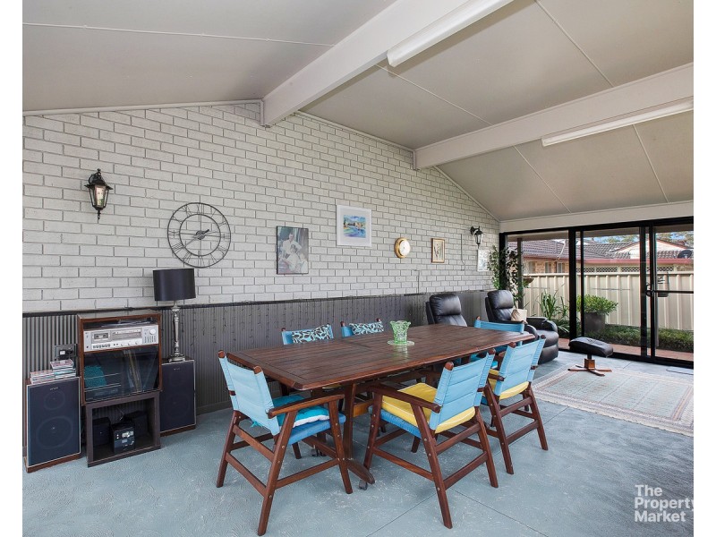 71 Campbell Parade, Mannering Park NSW 2259