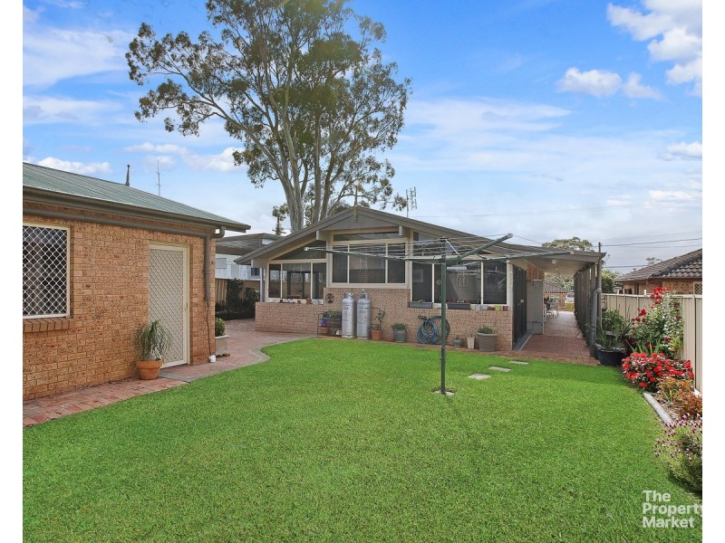 71 Campbell Parade, Mannering Park NSW 2259