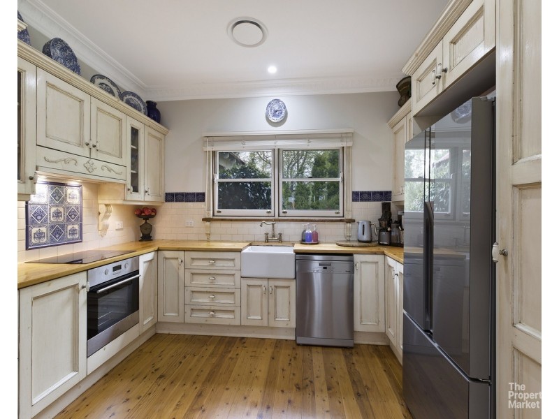 136 Hallards Road, Central Mangrove NSW 2250