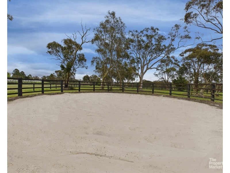 136 Hallards Road, Central Mangrove NSW 2250