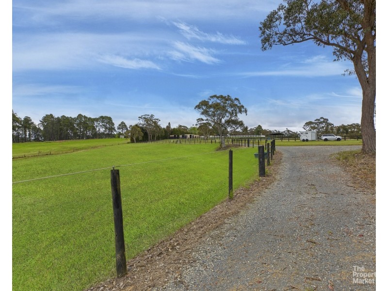 136 Hallards Road, Central Mangrove NSW 2250