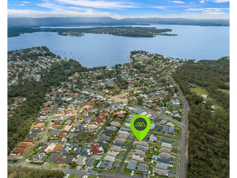 10 Regatta Way, Summerland Point NSW 2259