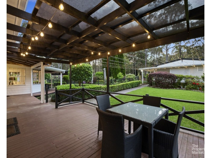 9 Holloway Drive, Jilliby NSW 2259