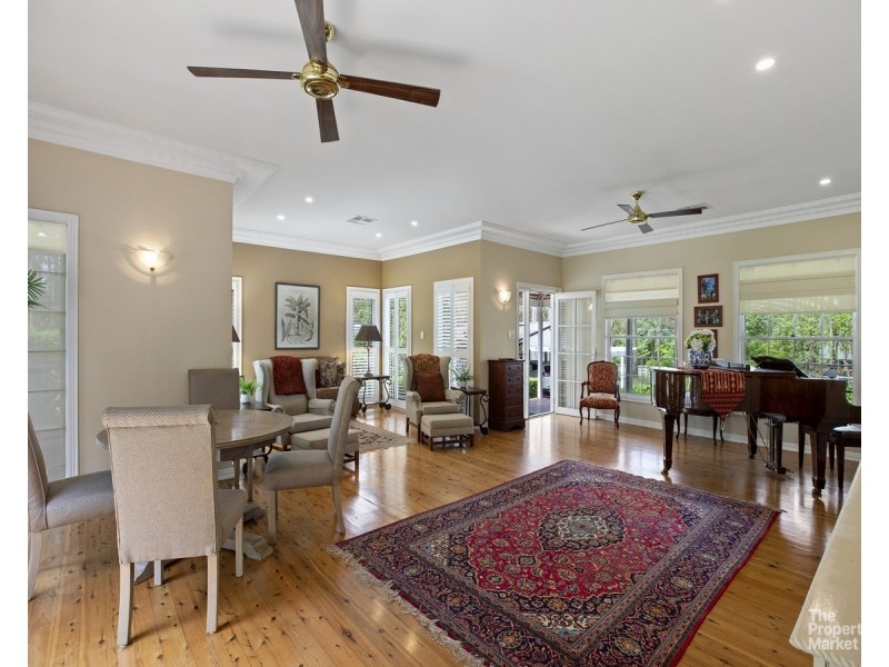 9 Holloway Drive, Jilliby NSW 2259