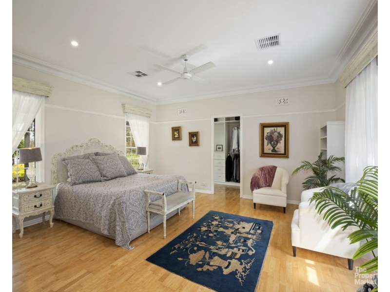 9 Holloway Drive, Jilliby NSW 2259