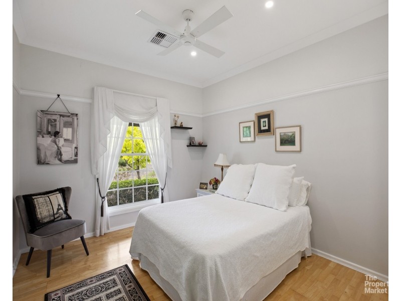 9 Holloway Drive, Jilliby NSW 2259