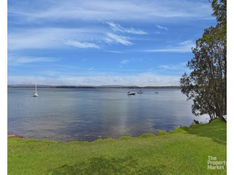 129 Kullaroo Road, Summerland Point NSW 2259