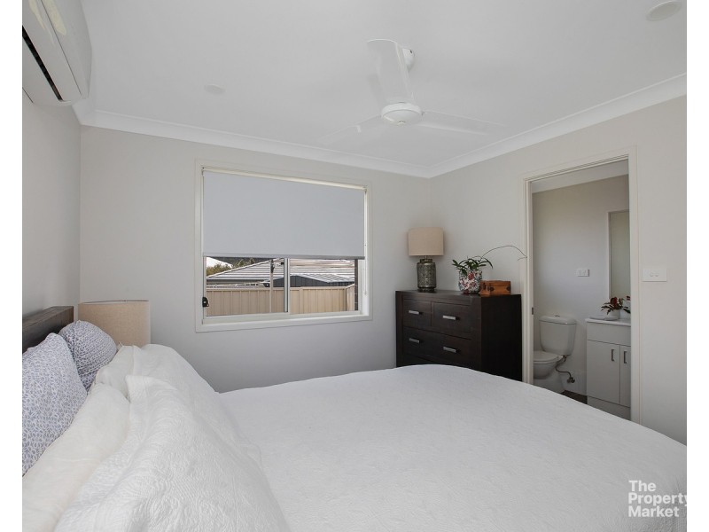 7a and 7b Mornington Circuit, Gwandalan NSW 2259