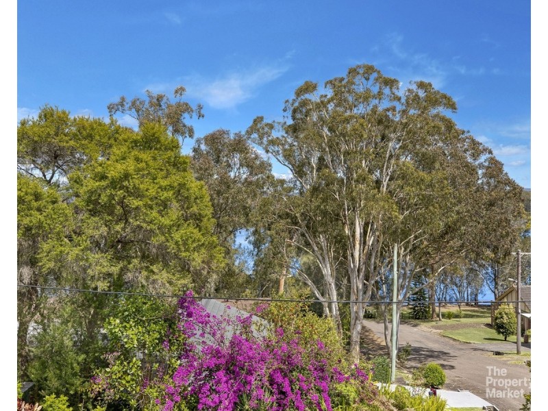 11 Eliot Street, Mannering Park NSW 2259