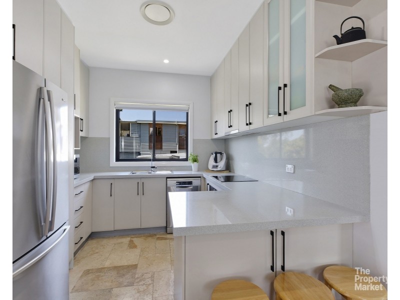 37 Kailua Avenue, Budgewoi NSW 2262