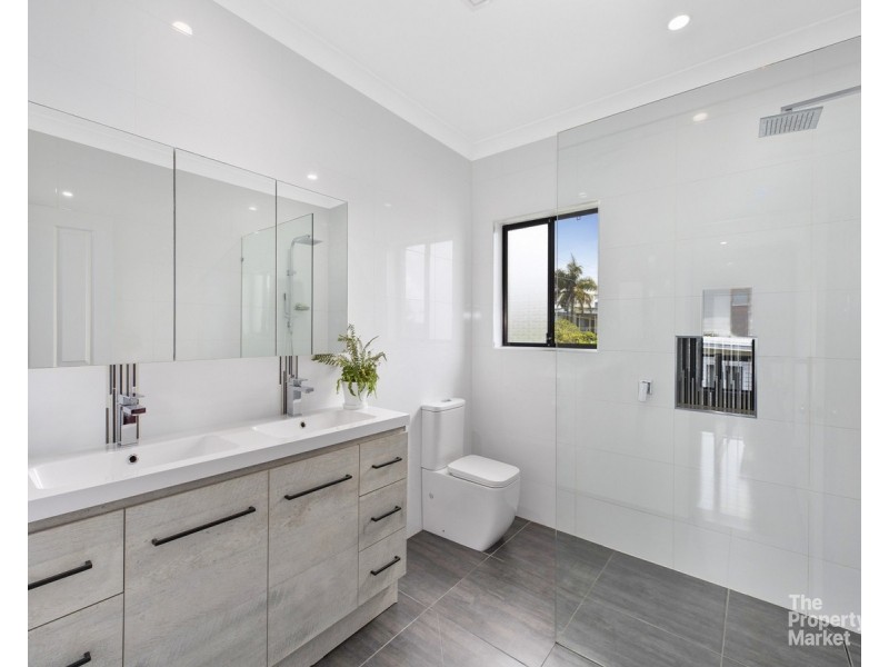 37 Kailua Avenue, Budgewoi NSW 2262