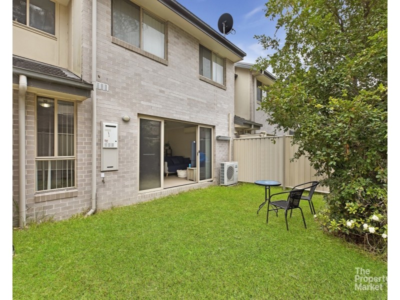 9/20A Kinarra Avenue, Wyoming NSW 2250