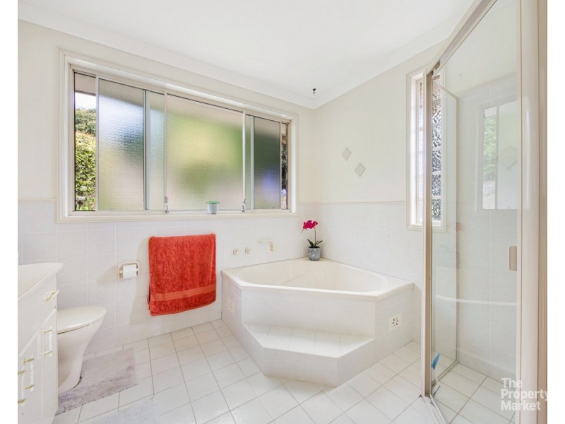 4 Palm Close, Glenning Valley NSW 2261