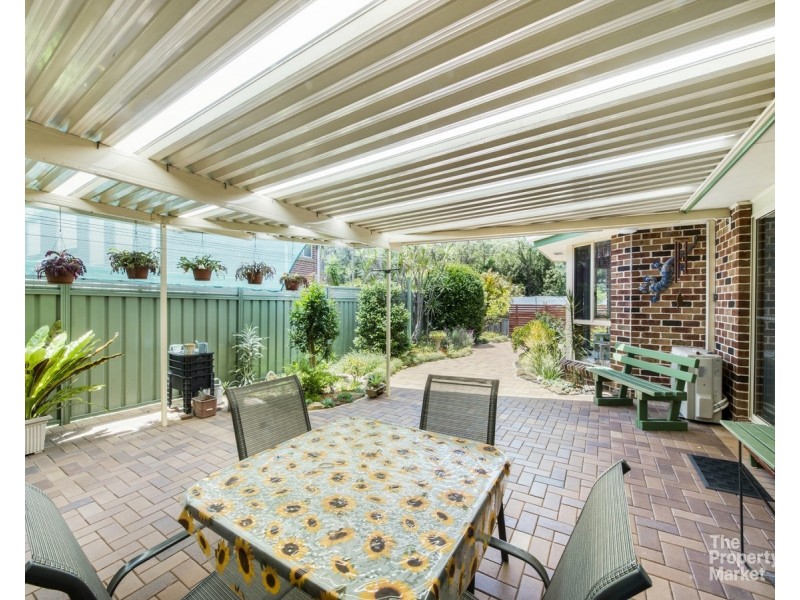 1 Bomaderry Crescent, Glenning Valley NSW 2261