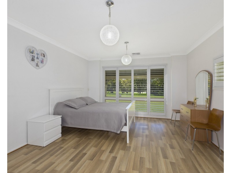 21 Holloway Drive, Jilliby NSW 2259