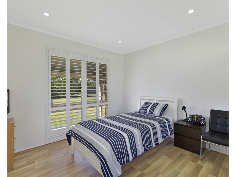 21 Holloway Drive, Jilliby NSW 2259